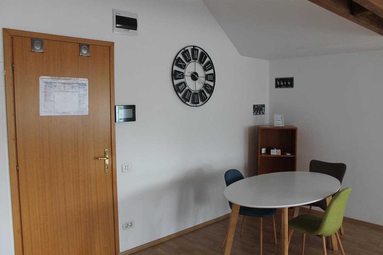 News Apartment Bucharest Exterior photo